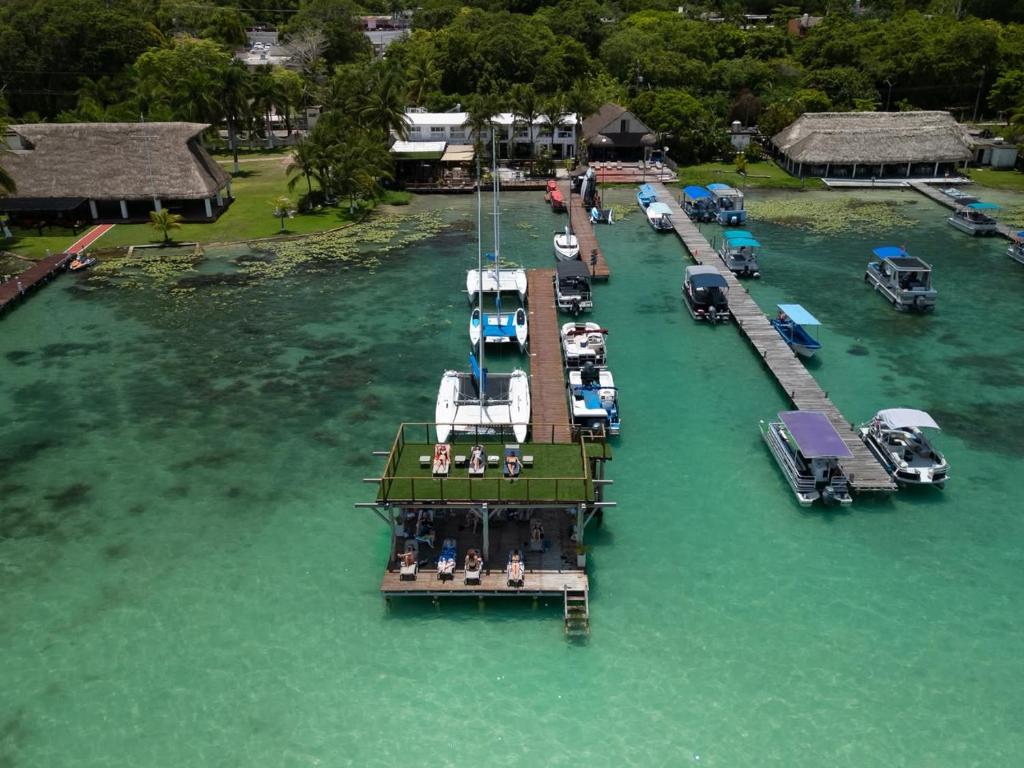 The Yak Lake House Hostal Bacalar Front Lagoon - Adults Only - 4