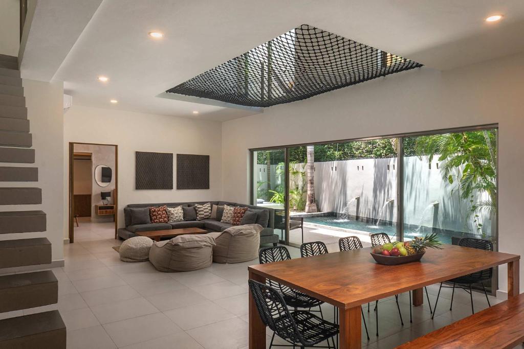 Large 6BR Tulum Villa with Pool Aldea Zama - 2