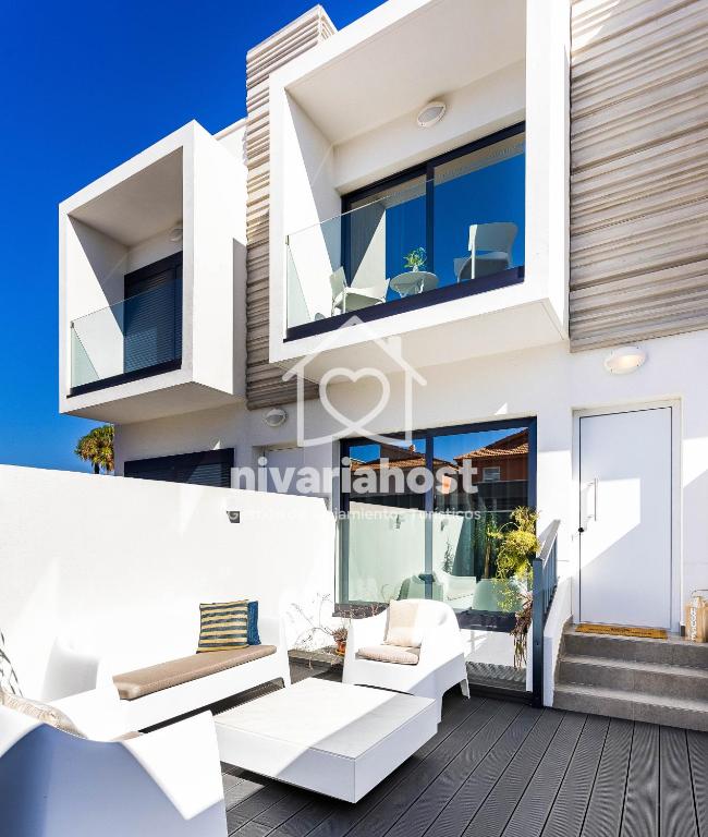 Medano Houses I El Médano, by Nivariahost - 1