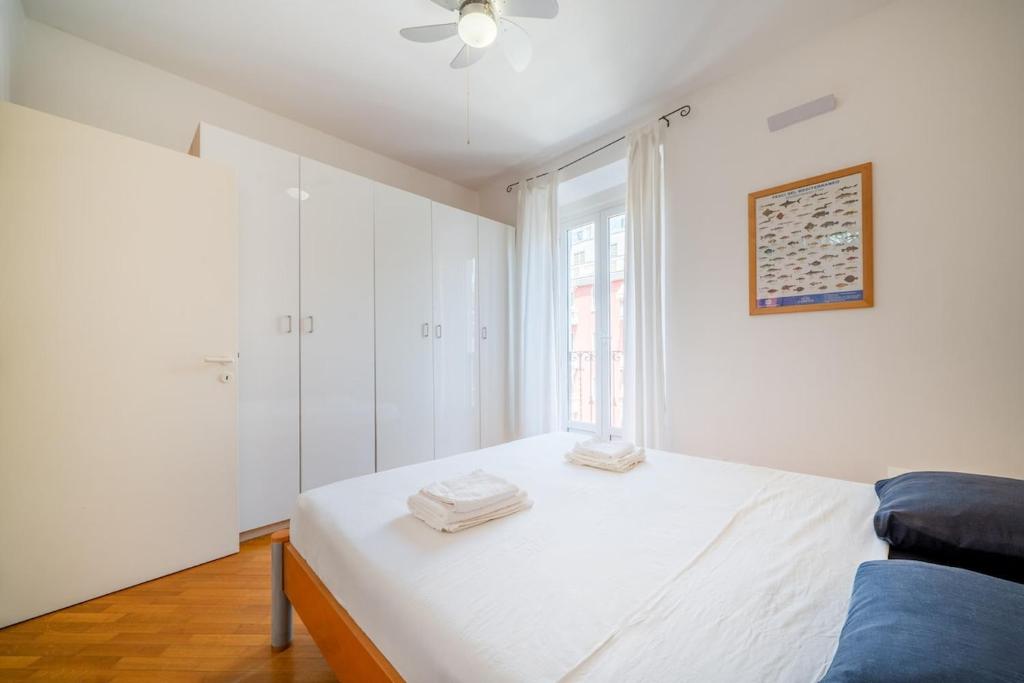Milan Cathedral 8 minutes - 4 guests - De Angeli Metro - 5