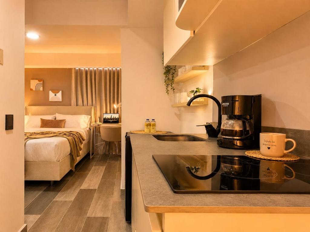 Private Studio Apartment with AC and WiFi - 1