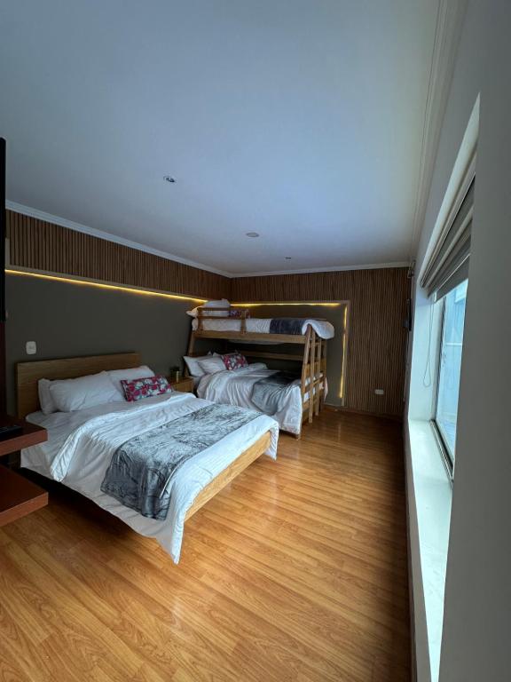 Embajada aeropuerto habitación privada - 4