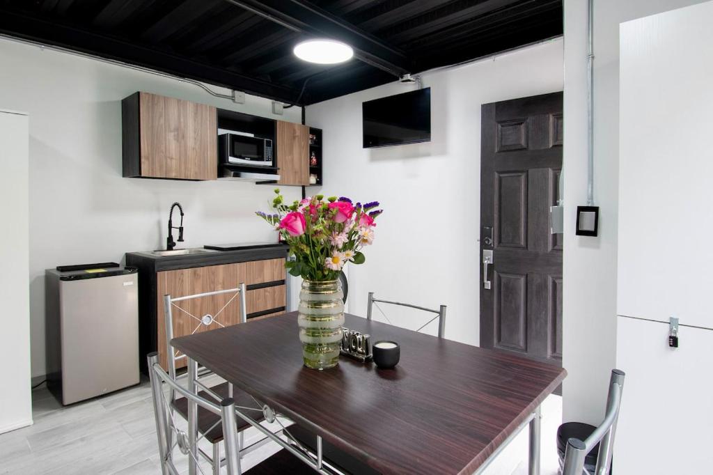 Design Loft in Del Valle, Modern and Cozy - 4
