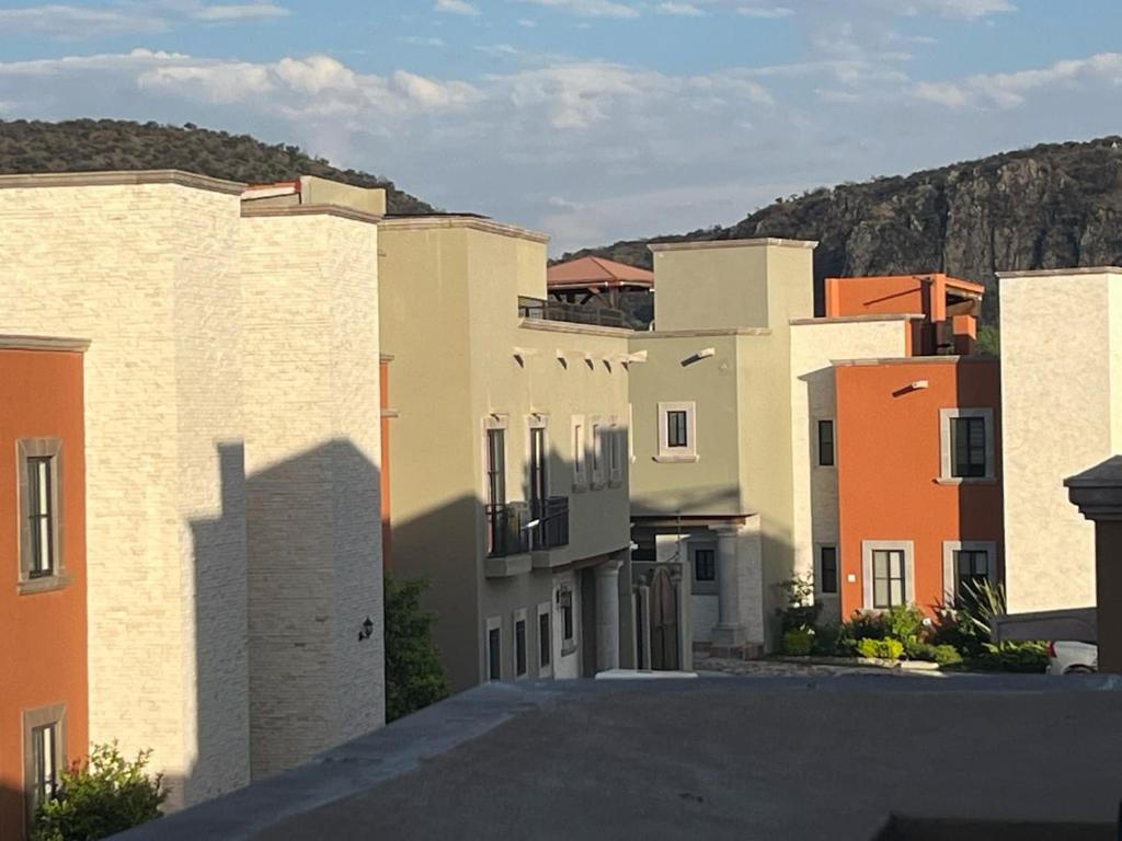 Casa espaciosa y acogedora en residencial de lujo - 5