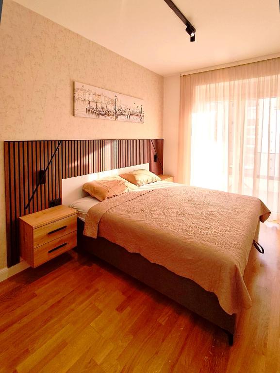 1BR Apartment, Terrace, City & Sea View, Parking - 3