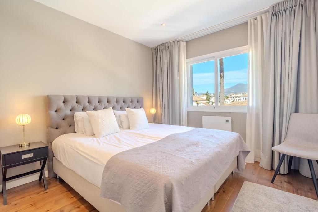 Rg133 - Spacious 3 Bed Apartment In Prime Location - 5