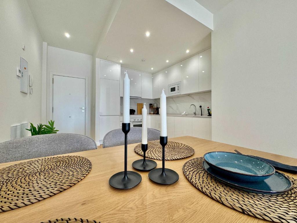 Central Torrevieja 2-Bed Apartment Garage - 1