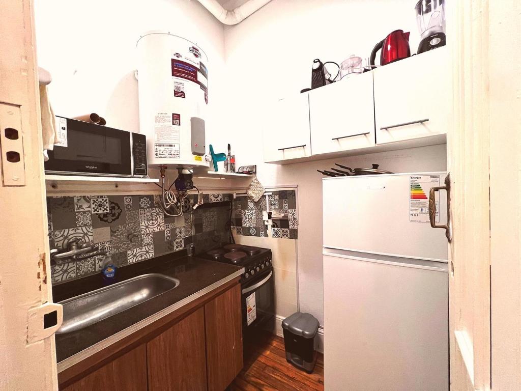 Historic Landmark – 2 BR Apartment in Palacio Vera - 1