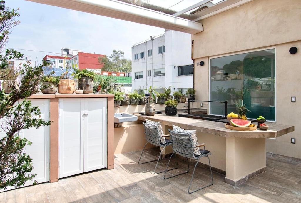 Casa Ha A Soulful 7Br Home w Rooftop, Condesa - 2