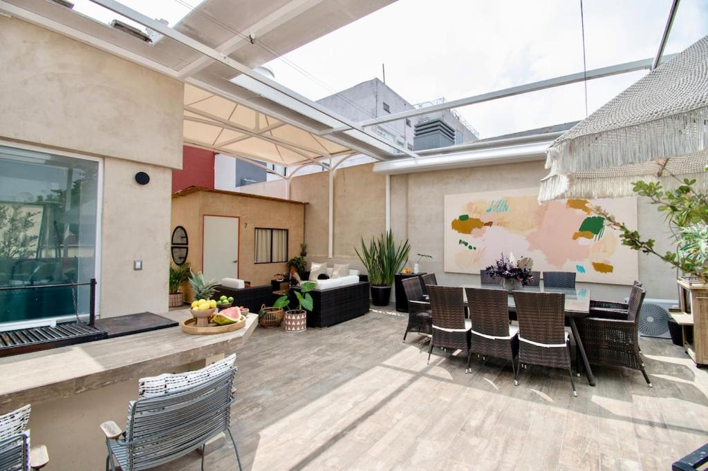 Casa Ha A Soulful 7Br Home w Rooftop, Condesa - 5