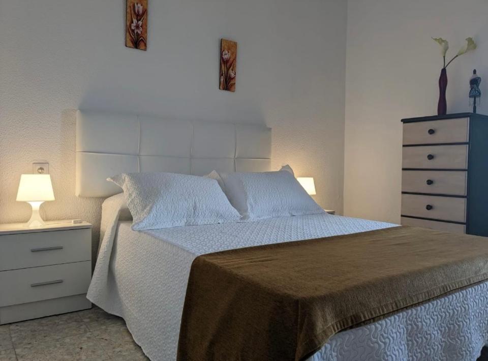 Casa Moli Authentic Andalusian Holiday Home with Patio - 2