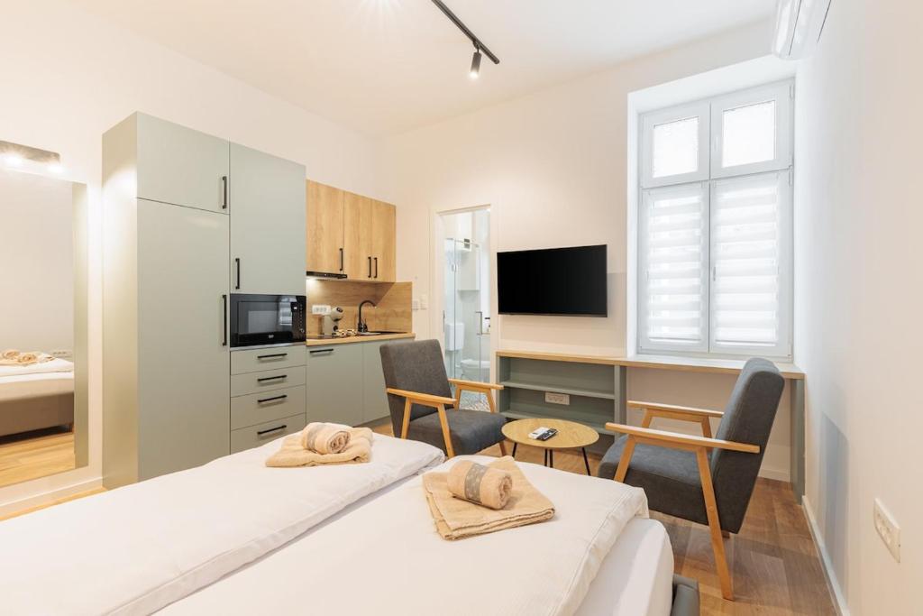 New & Modern Studio in a Perfect Sarajevo Location - 1