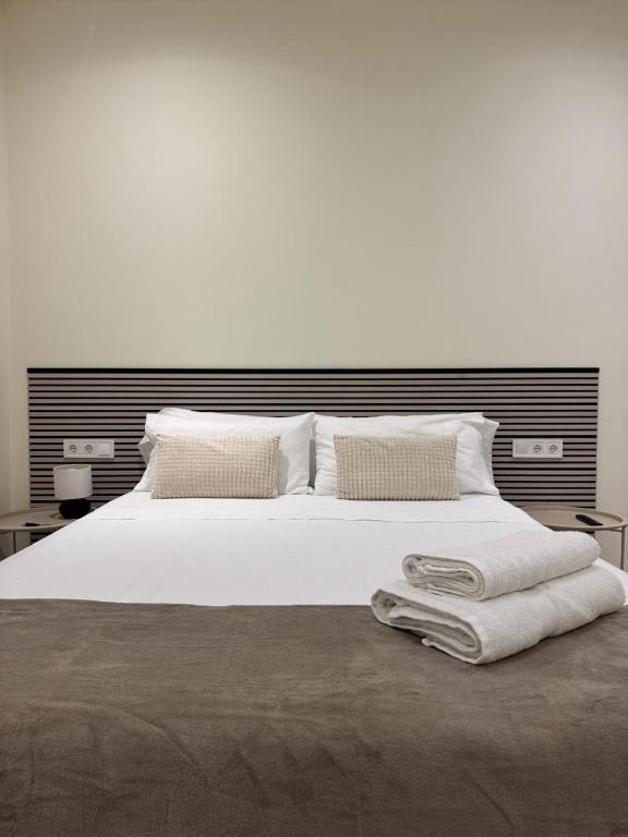 HABITACION CENTRAL CON WIFI - 1