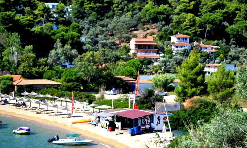 Tzaneria Apartments Skiathos photo