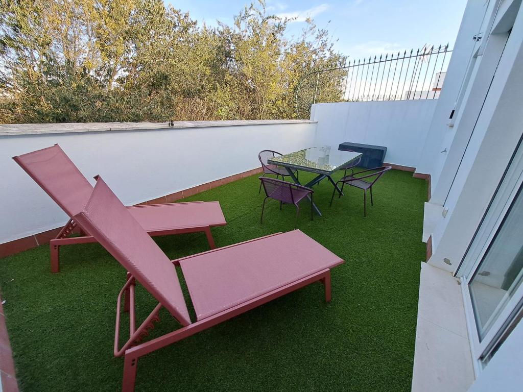 Atico con terraza en Alameda de Hercules - 1