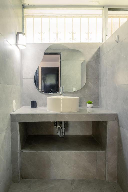 Villa serena para 10 personas con alberca, jardines y playa - 5