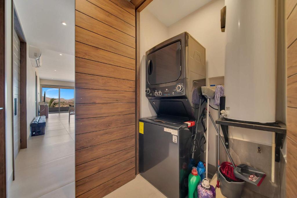 Stunning, Brand New 3 Bdrm Condo in VistaVela Sunset - 4