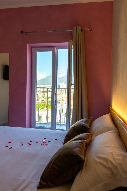Domus Gianfranco Prestige Suites Napoli - 4