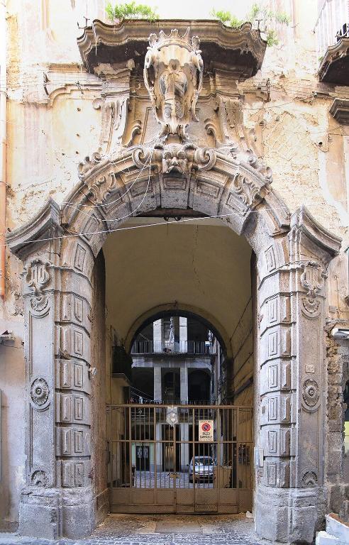 Palazzo Caracciolo D'Arena Luxury Rooms - 1