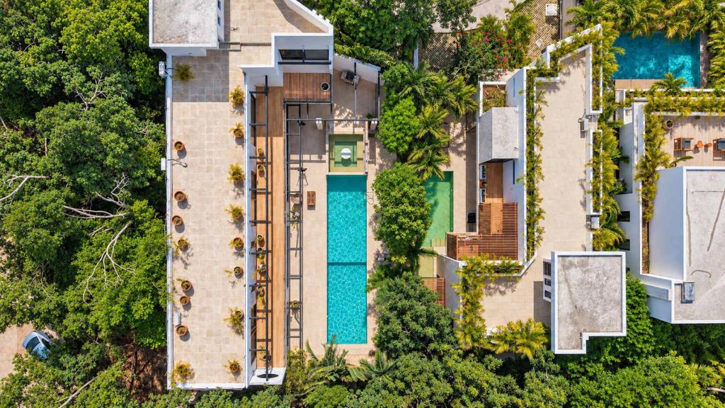 Elegant Villa Stay Gated Place Full Concierge - 4