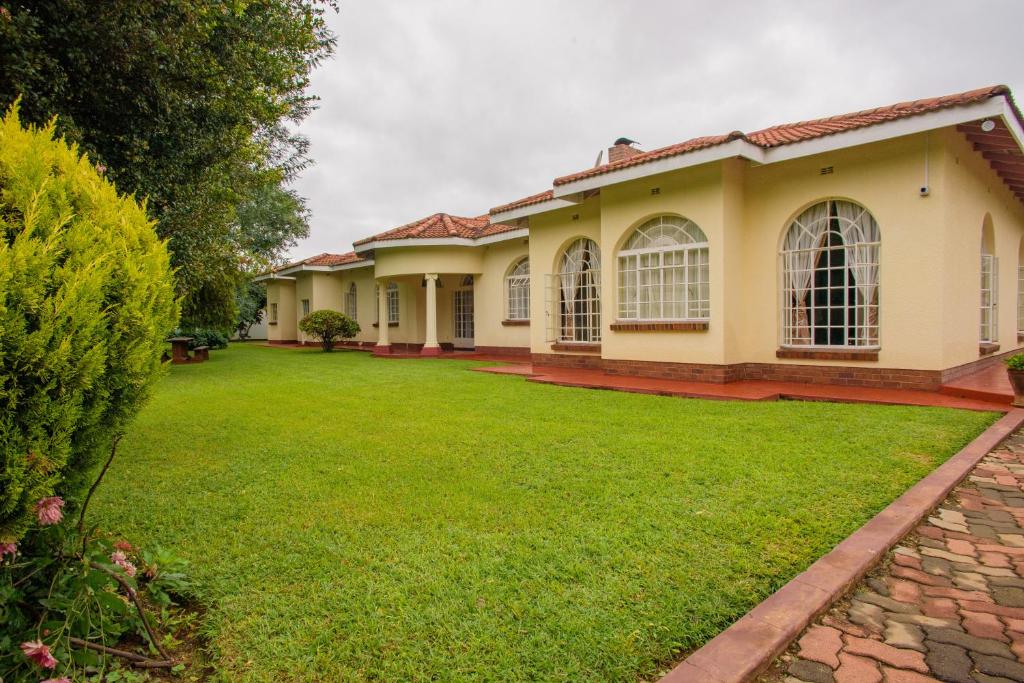 Exterior view, Art Lodges in Harare