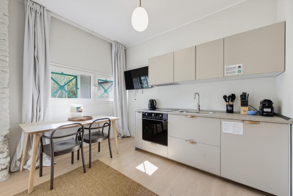 San Siro Design Studio Apartment - 4