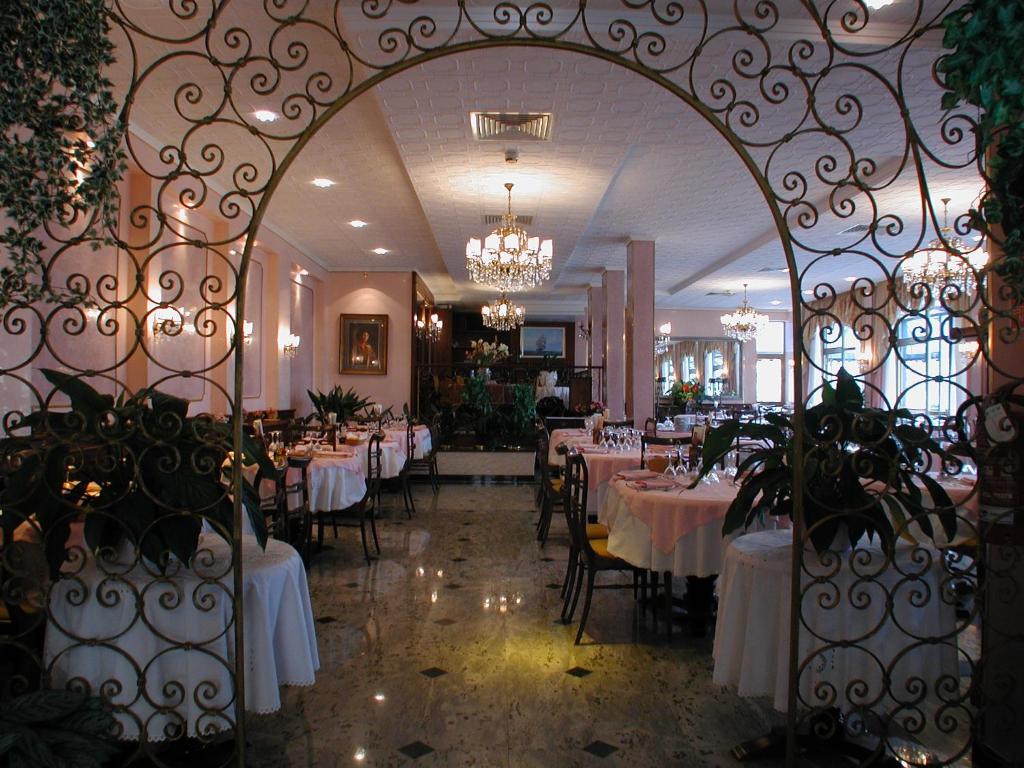 Hotel Eden - 2