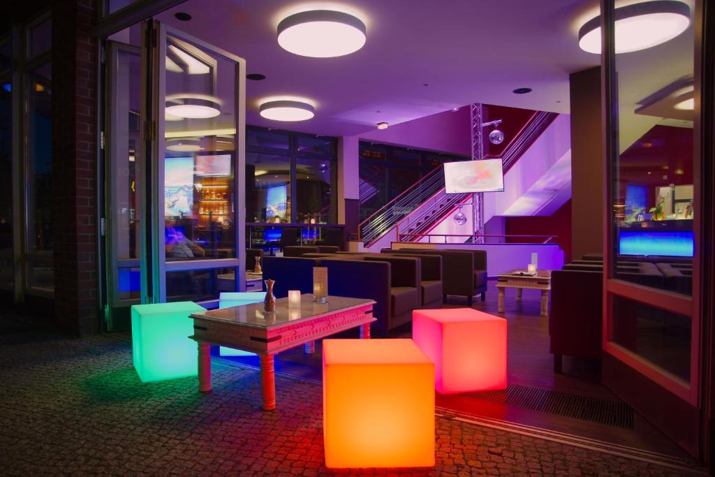 フロント・ロビー