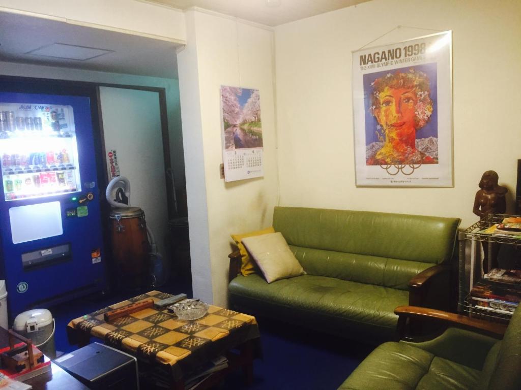 Shared lounge/TV area