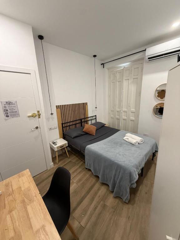 Hostal plaza mayor 24 - 1