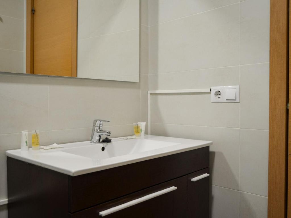 Apartment C Plaza de España 2B by Interhome - 3