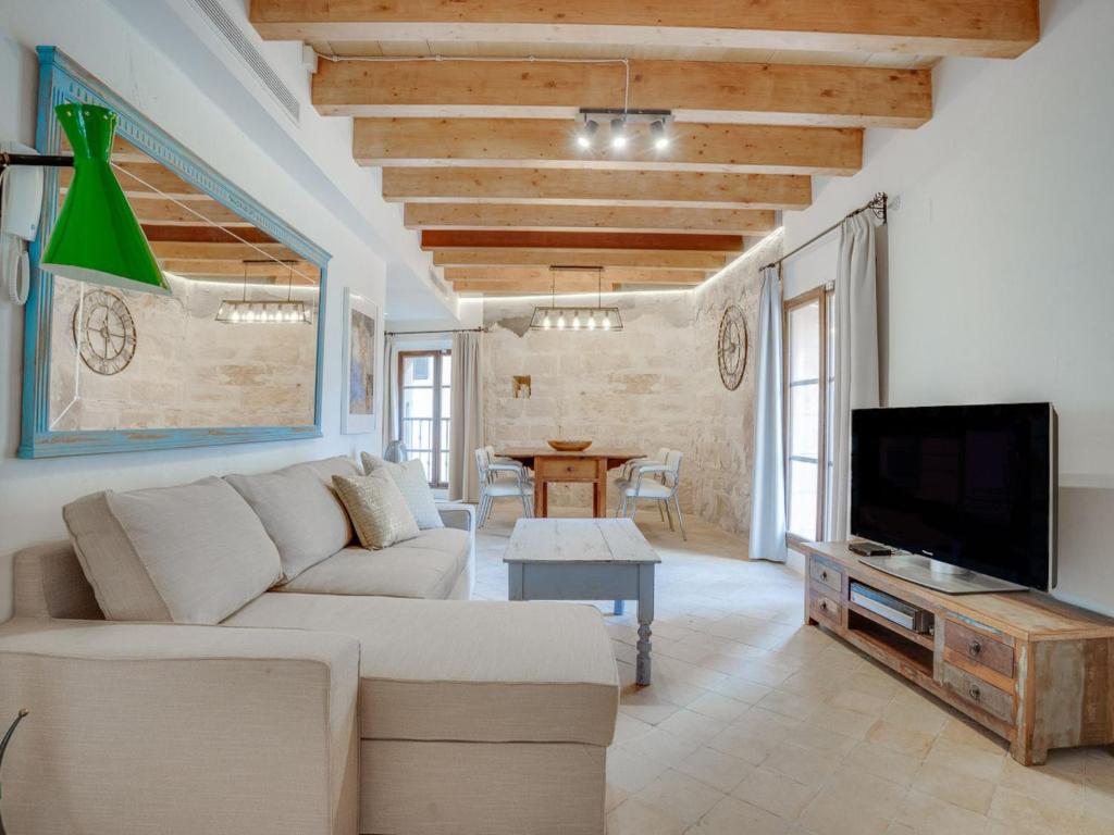 Apartment VINTAGE PALMA PALACE - SUPERIOR 4 TI-200 by Interhome - 2