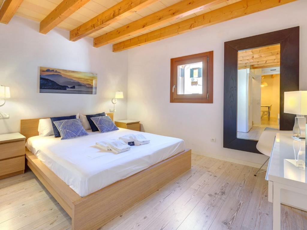 Apartment URBAN SUITES 2 PALMA STANDARD TI-75 by Interhome - 2