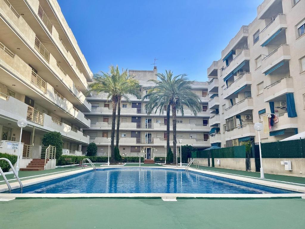 Apartment LA PINEDA HOLIDAY APARTMENT by Interhome - 1