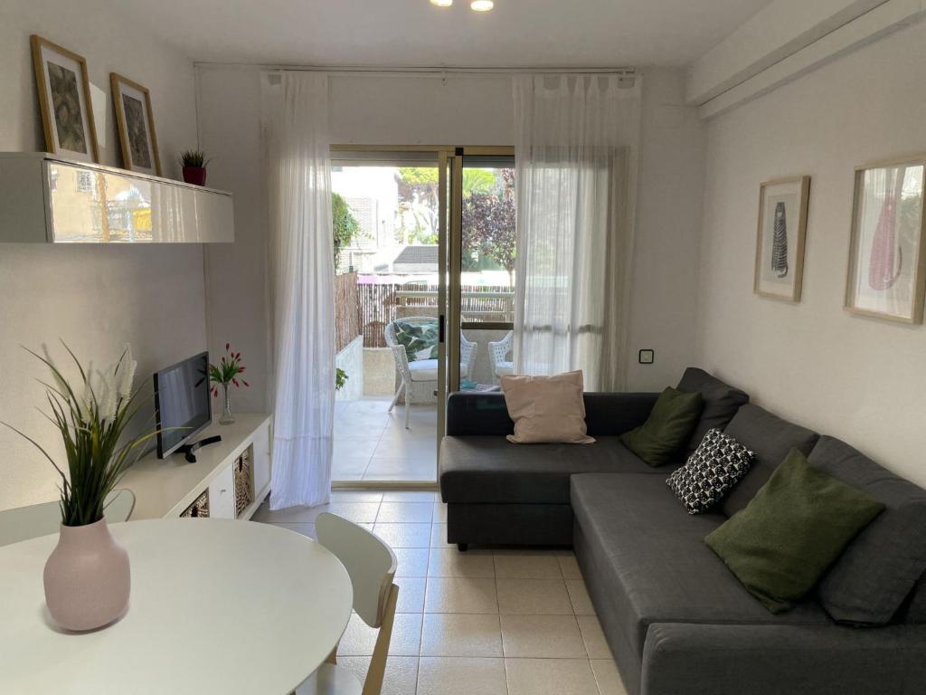 Apartment LA PINEDA HOLIDAY APARTMENT by Interhome - 5