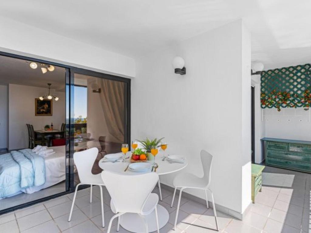 Apartment Apartment Colon - Plusholidays by Interhome - 4