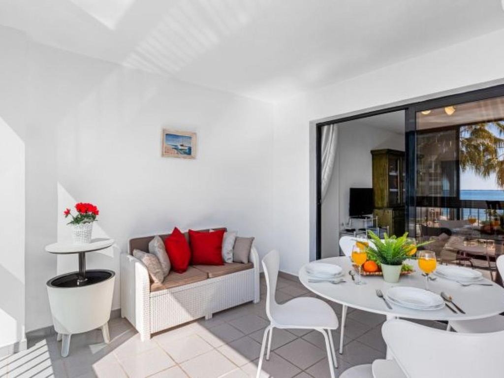 Apartment Apartment Colon - Plusholidays by Interhome - 3