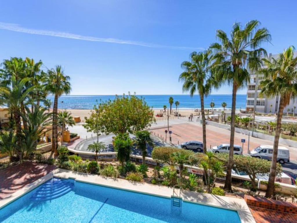 Apartment Apartment Colon - Plusholidays by Interhome - 1