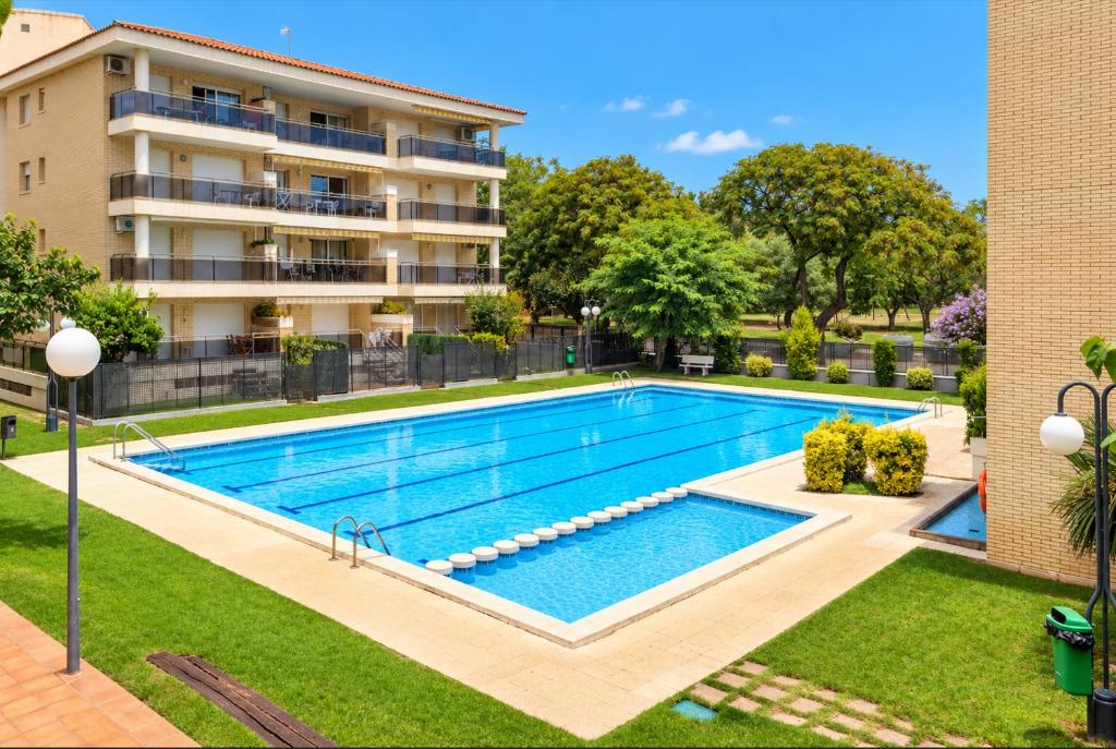 Apartamentos Llobregat - 1