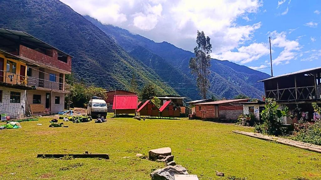 Florefundios Huts Collpa - 2