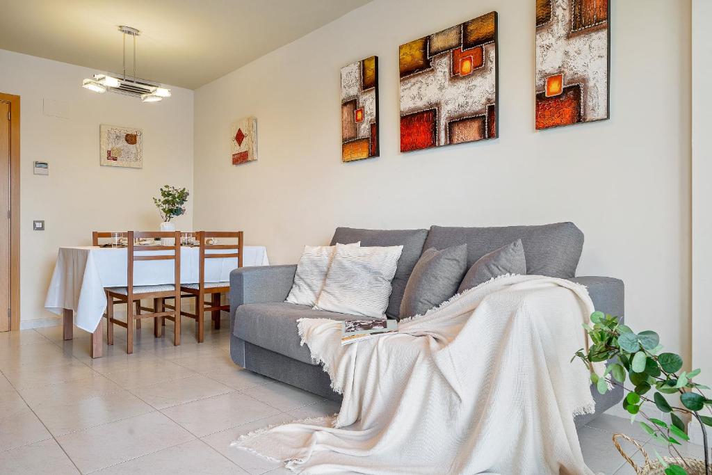 Apartamentos MALDIVAS III - 2