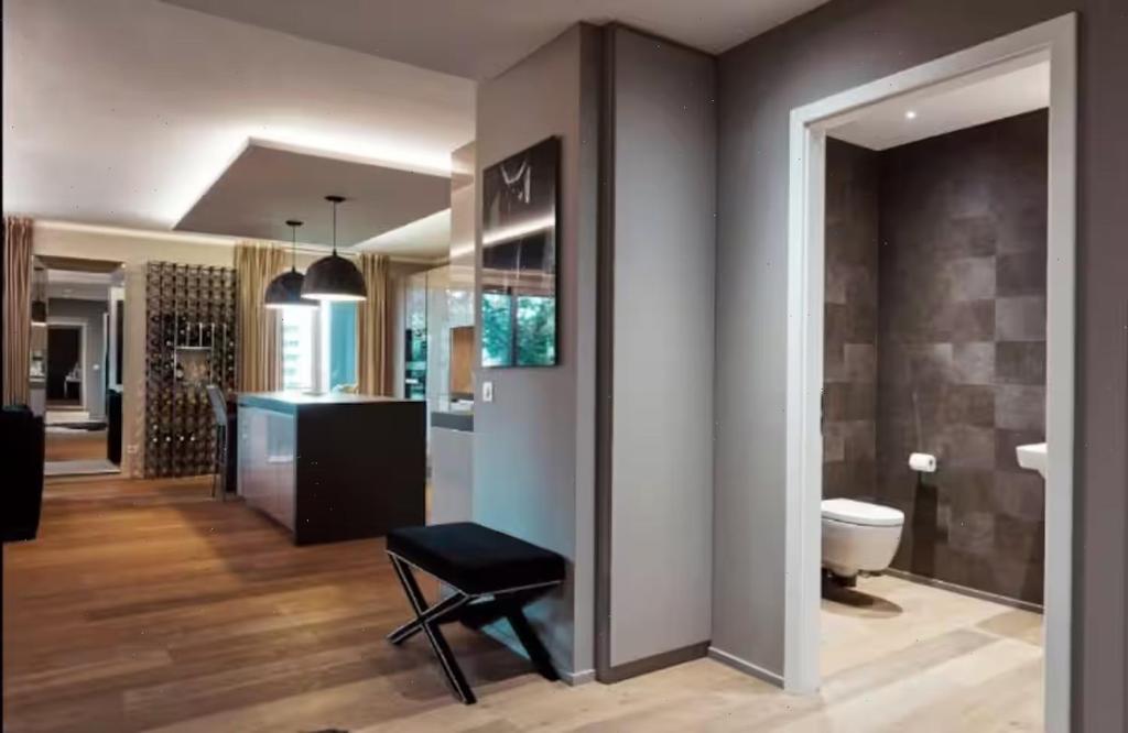 Peaceful Luxurious 3 Bedroom Apartment - 3