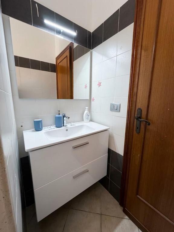 Castel House - 3 Bedrooms e 2 Bathrooms - AC, sleeps up to 6 - 2