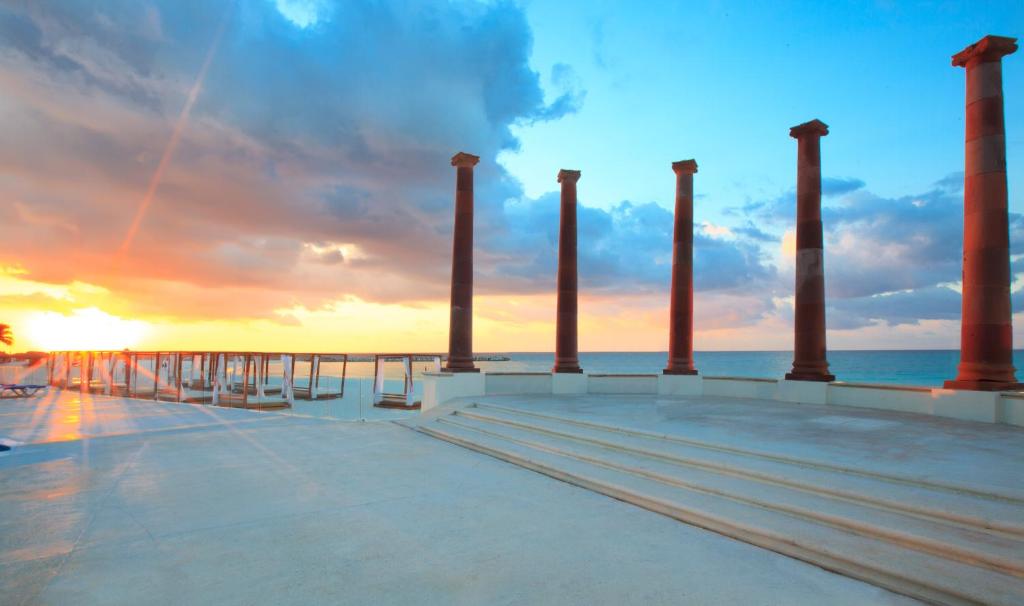 Cancun Krystal Cancun Additional