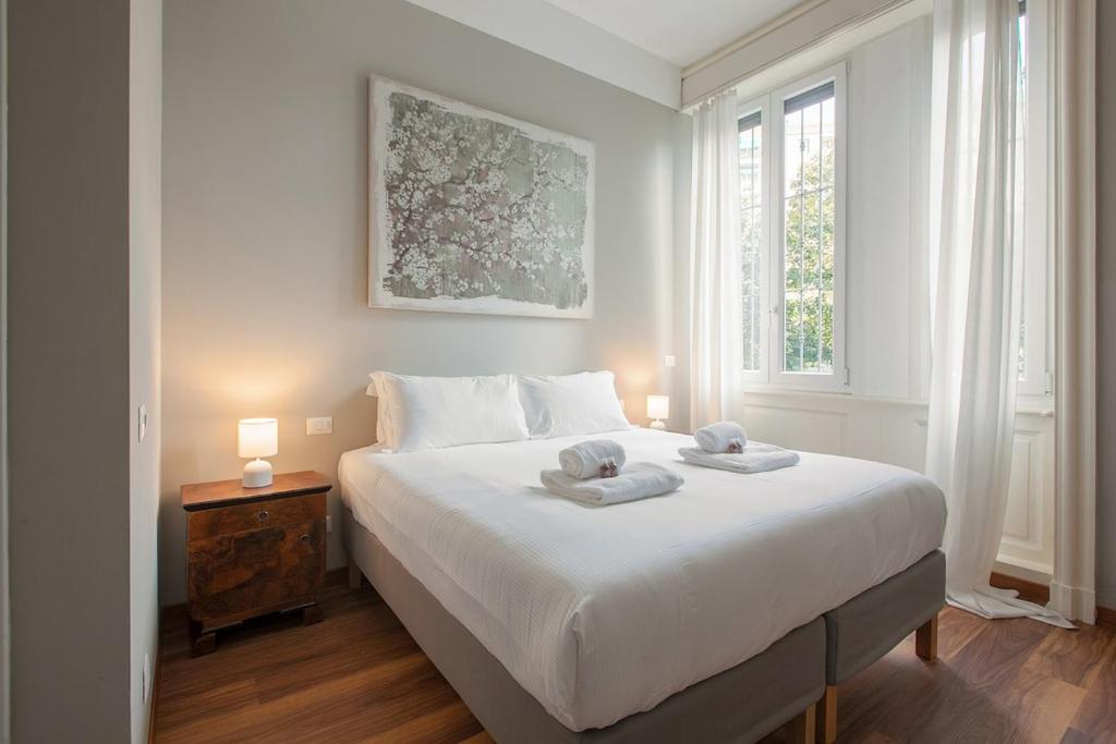 HACCA Collection - Central Milan Elegant Period 2BR 2 Baths - 1