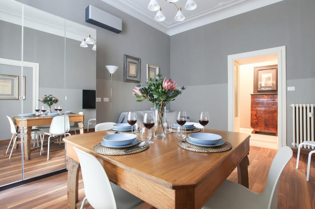 HACCA Collection - Central Milan Elegant Period 2BR 2 Baths - 4