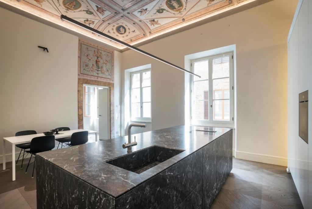 Luxury Apartment in Palazzo Taja, Siena - 5