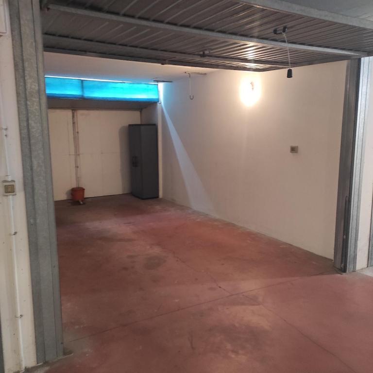 AP SUITE Appartamento Vista Lago di Garda con Piscina e Garage - 5