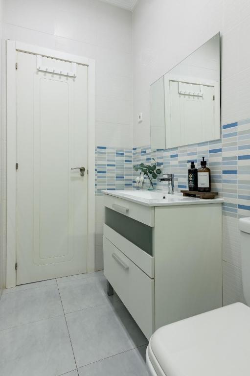 Madrid Central Suites 2 - 4