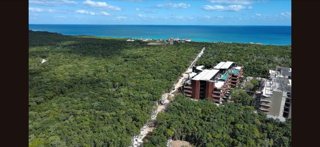 Luxury 2BR Apt steps away from the beach clubs - 3